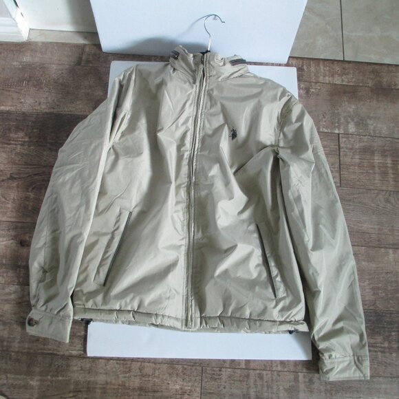 US Polo ASSN Size M Men Jacket Tan Beige Full Zip Lined Rain Coat Windbreaker - Picture 1 of 12